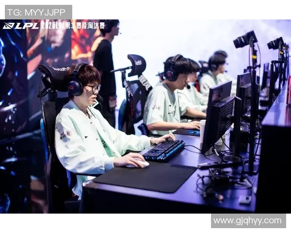 深入分析IG战队在电竞比赛中的团队协作表现与比分数据关联实时新闻